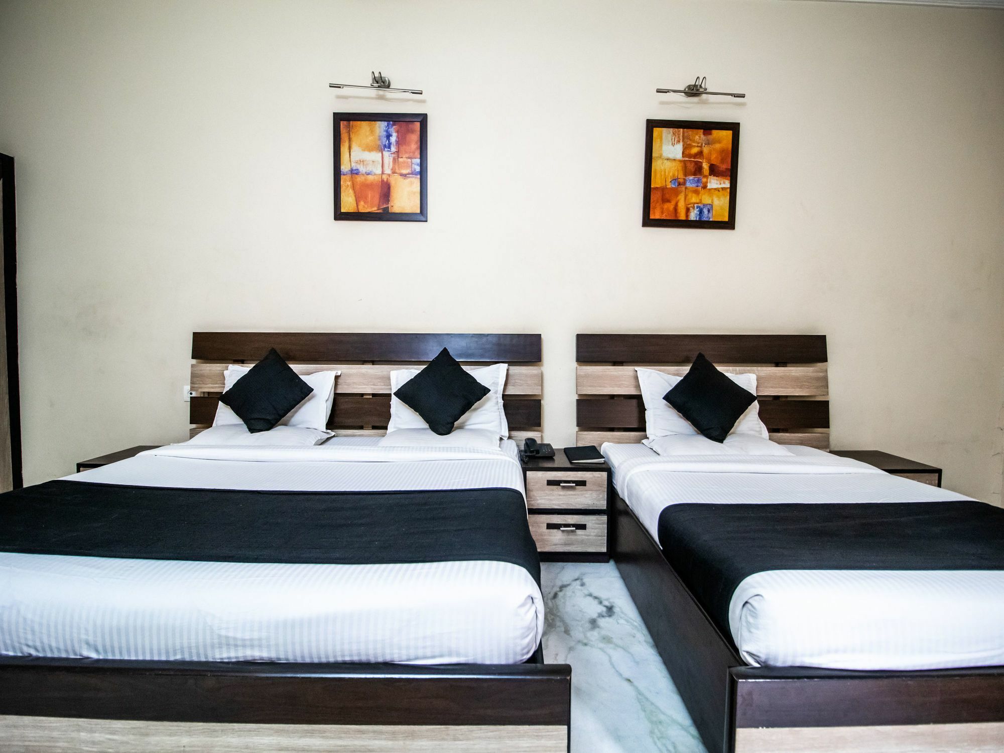 Oyo 1199 Hotel Maharaja Residency ジャイプール エクステリア 写真